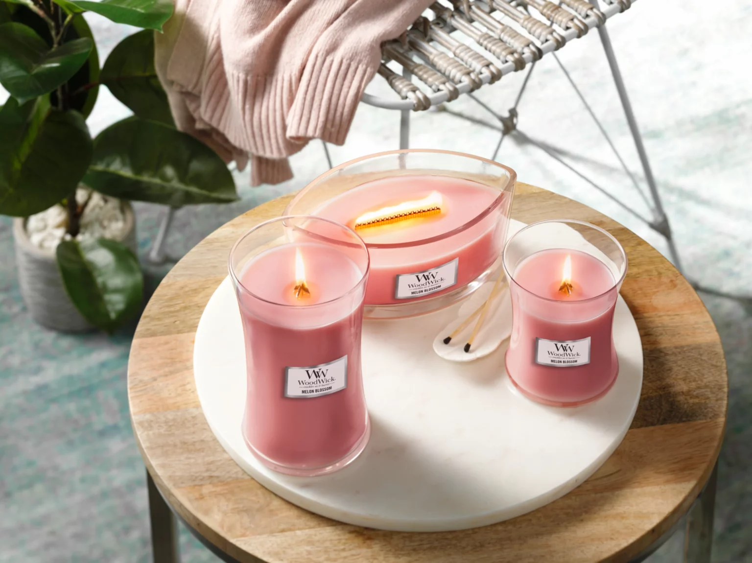 Rosa ljus från WoodWick.